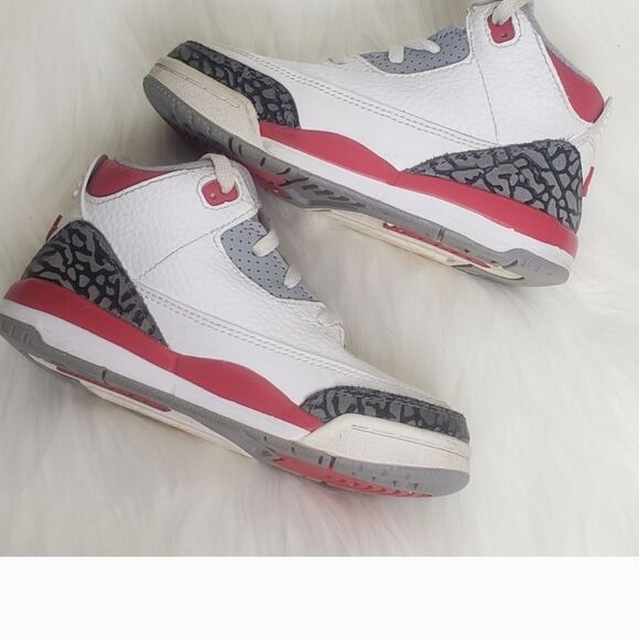 Nike Air Jordan 3 Retro Fire Red - Picture 5 of 12